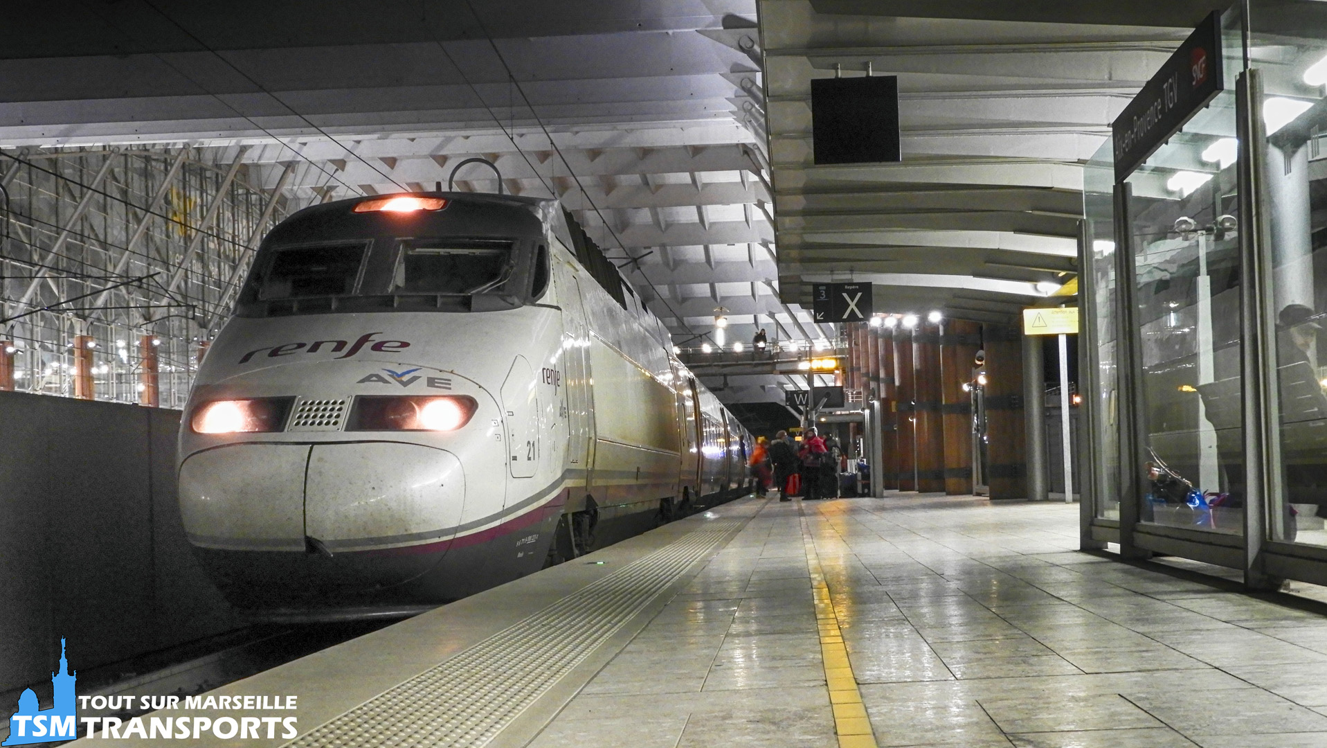 Alstom S-100 n°21 Renfe SNCF en gare d'Aix En Provence TGV